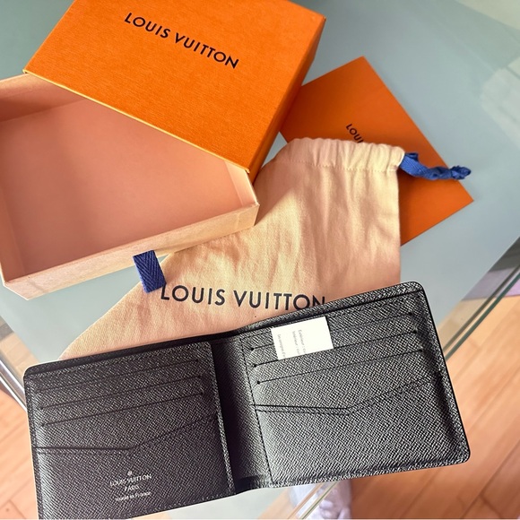 100% authentic Louis Vuitton Men’s wallet - Picture 6 of 7